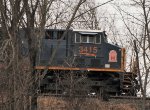 CSX 3415 on Q438